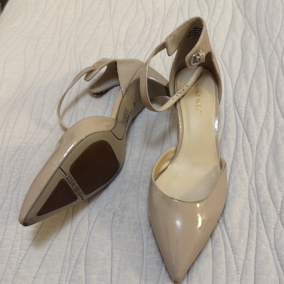 Nine West Kitten Heels, size 7 - Picture 3 of 3